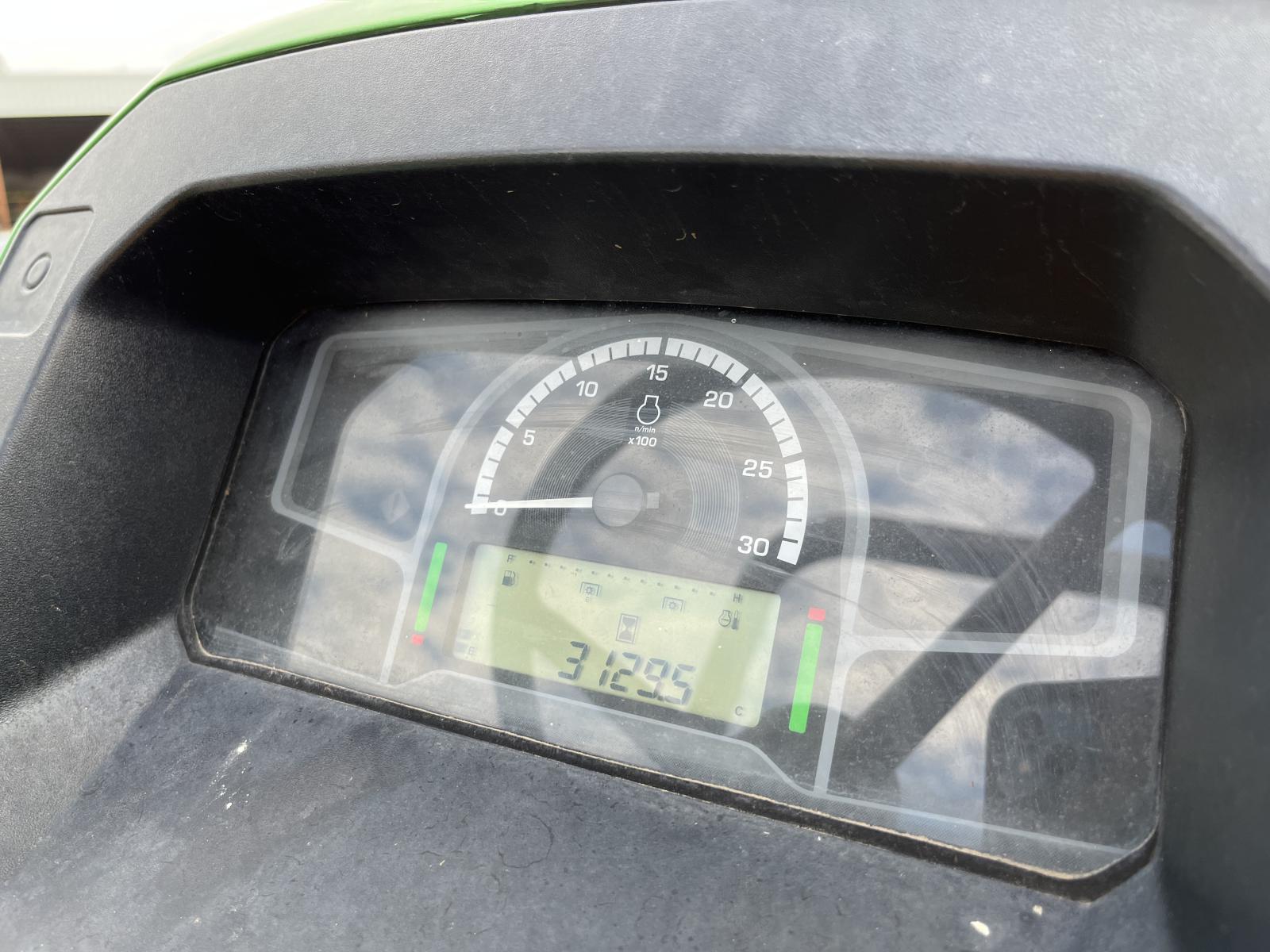 ./imagenes/INVOICE/2019/18008/JOHN DEERE 5050E (11).JPG